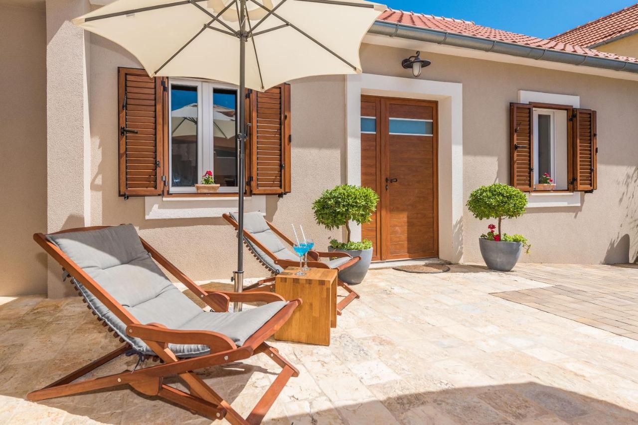 Holiday Home Lukica Privlaka  Extérieur photo